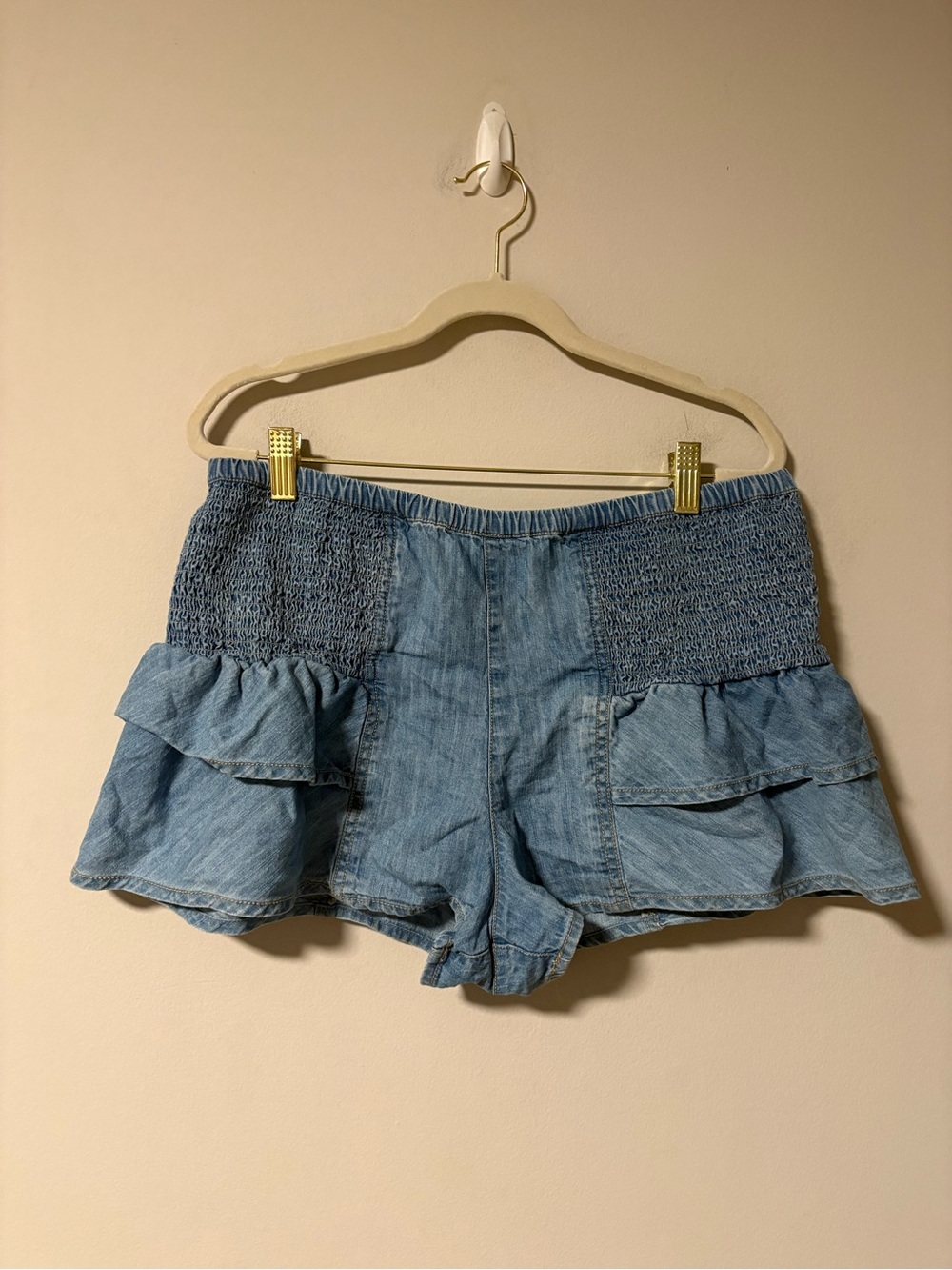 We The Free Alani Pull-On Chambray Shorts Medium